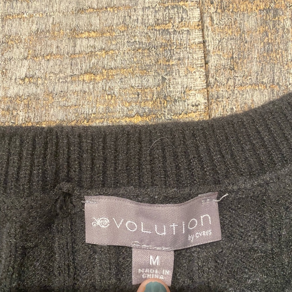 Grey Textured Sweater! - Picture 2 of 2